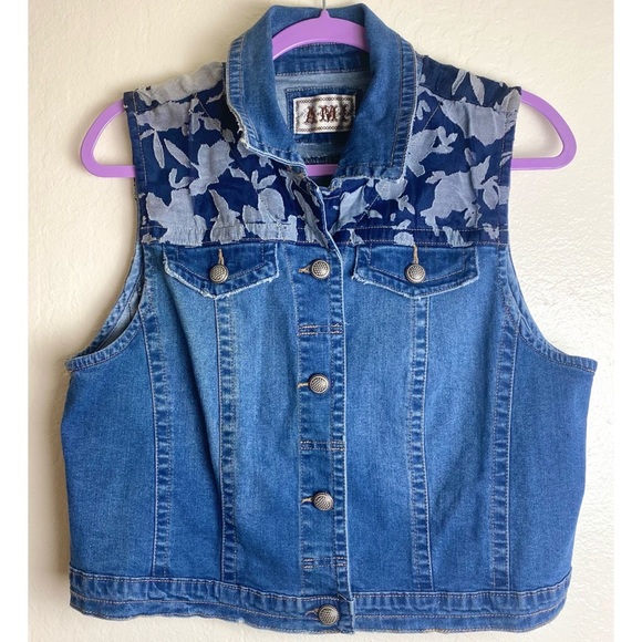 Button Down Jean Vest with Collar - Picture 1 of 2
